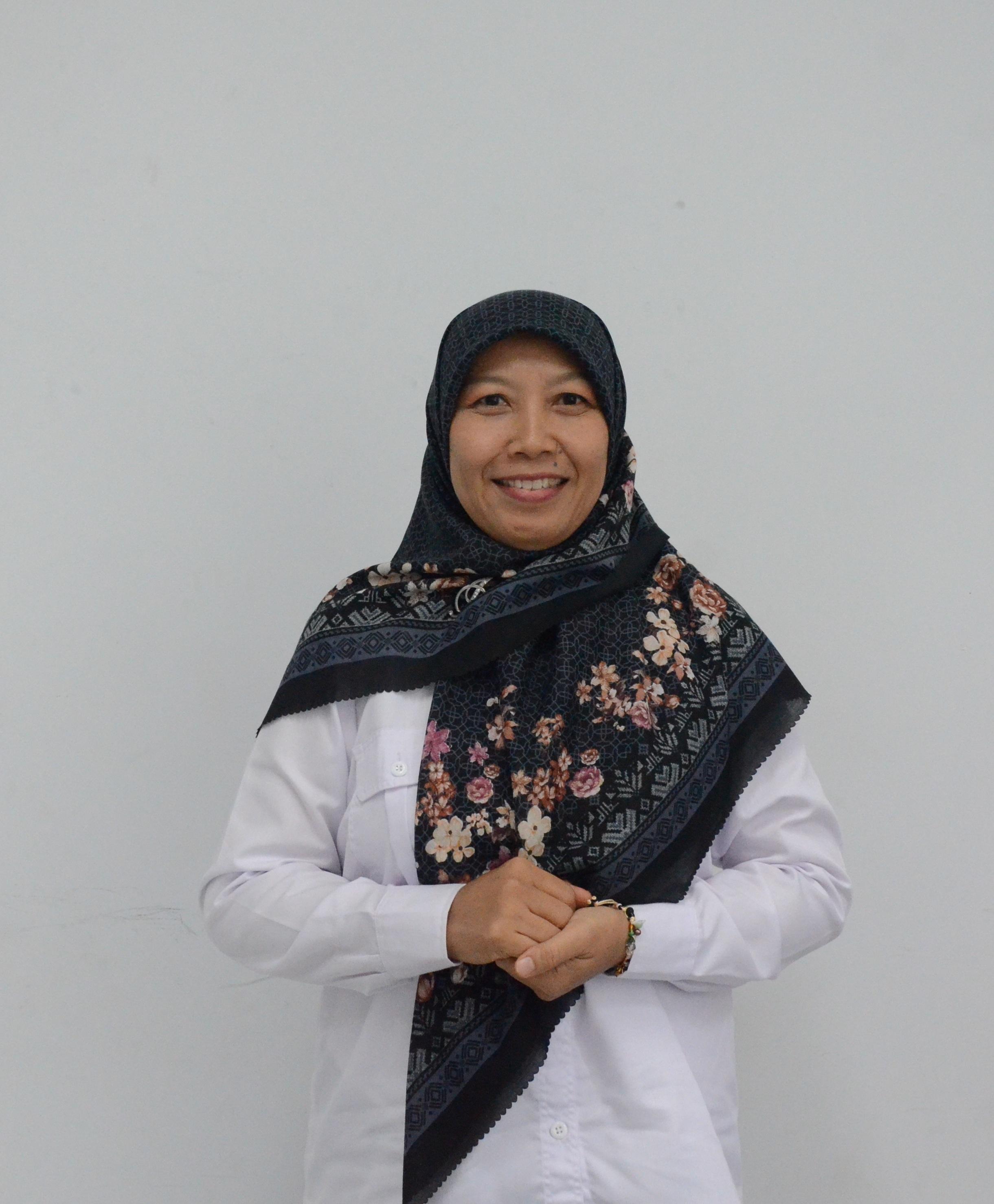Dr. Noor Hindryawati, M.Si