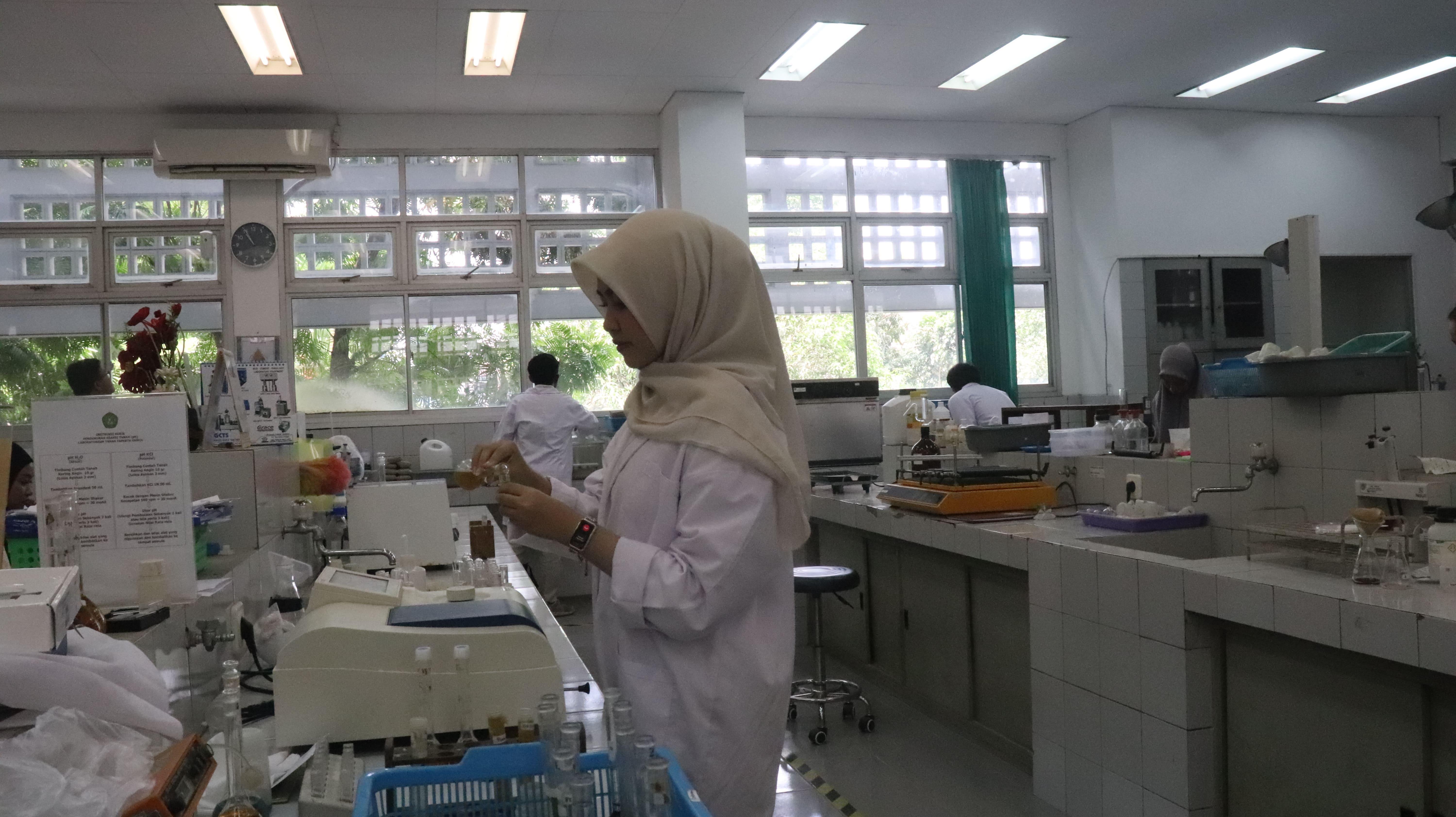 Laboratorium Ilmu Tanah